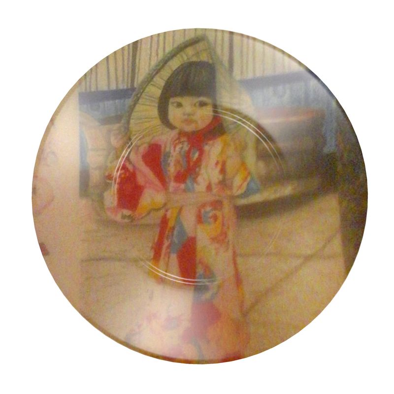African lady cup/saucer set and Chinese child cup/saucer set